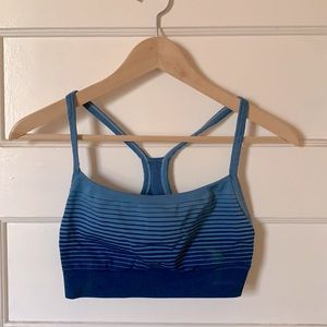 Patagonia sports bra size S